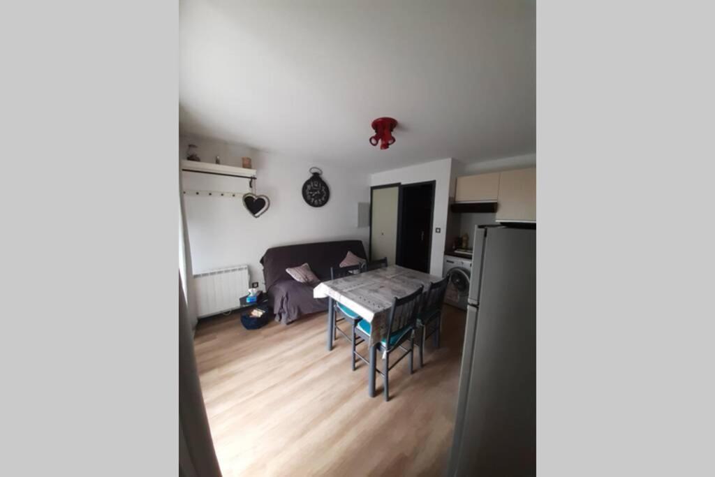 Appartement T2 Cabine En Rdc Avec Terrasse Сен-Лари-Сулан Экстерьер фото